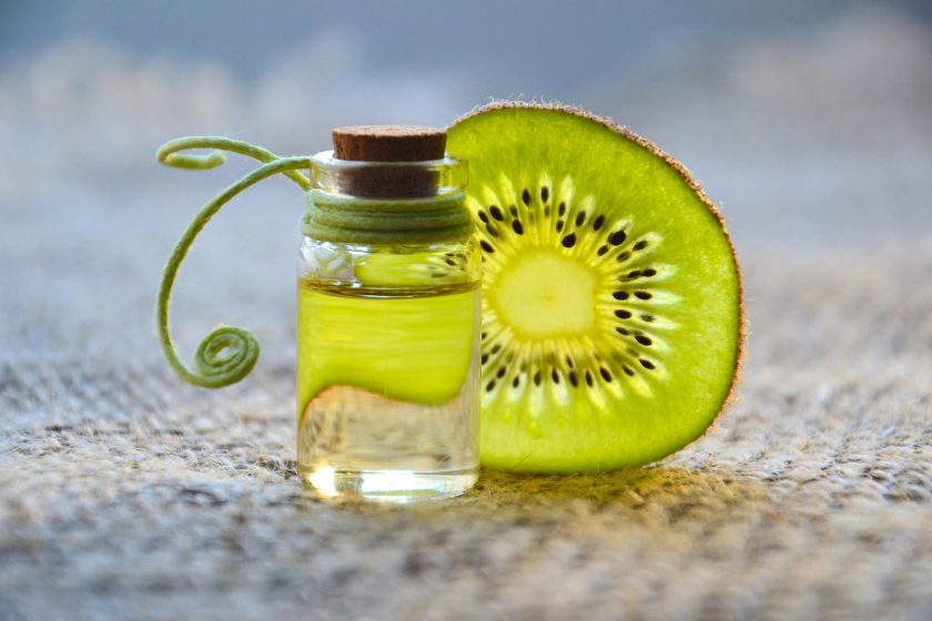 aceites naturales, aceites esenciales, extractos de frutos, para el cuidado de la piel y la salud